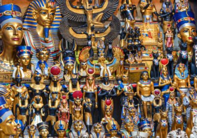 Egypt Souvenirs: Discover What to Buy in Egypt 2026